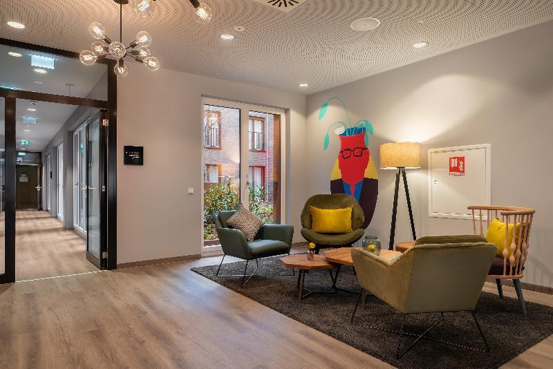- The Niu, Charly Frankfurt By Ihg