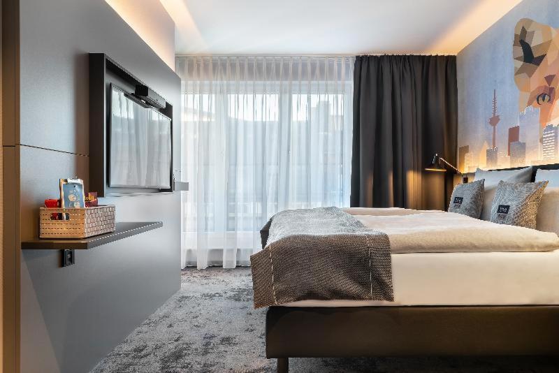 - The Niu, Charly Frankfurt By Ihg Hotel 3*