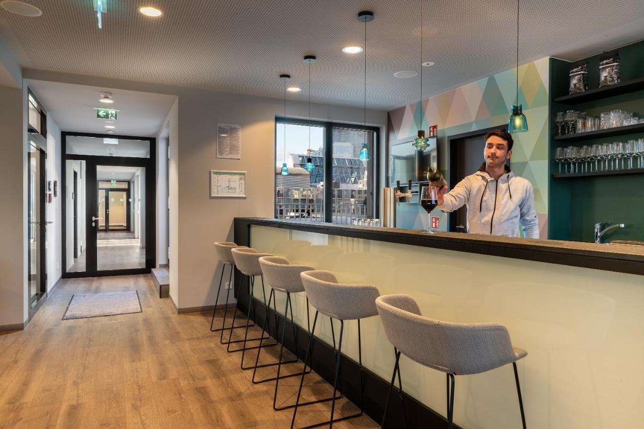 - The Niu, Charly Frankfurt By Ihg